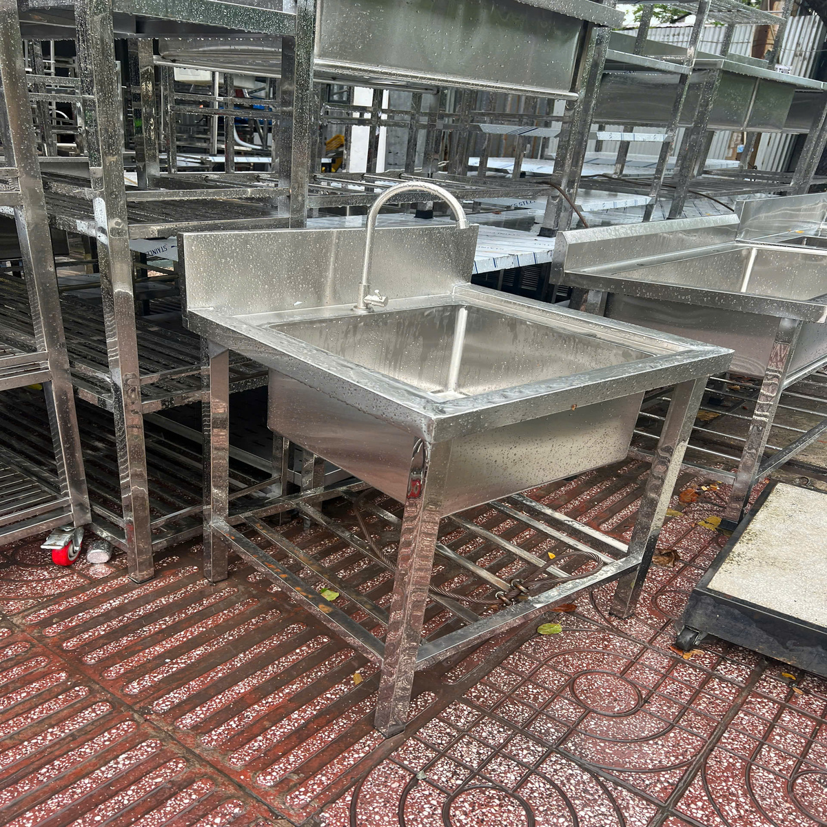 Chậu Rửa Công Nghiệp 1 Hố Tiêu Chuẩn (700x700x800)