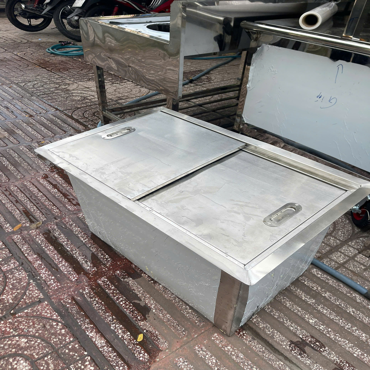 Thùng Đá Inox Âm Bàn Quầy Pha Chế