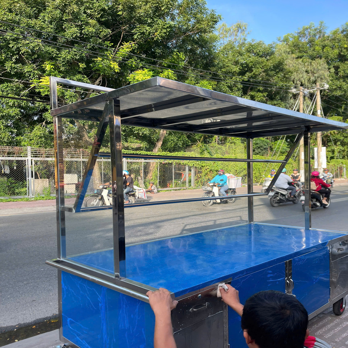 Xe Bán Bánh Mì / Xe Treo Thịt Inox
